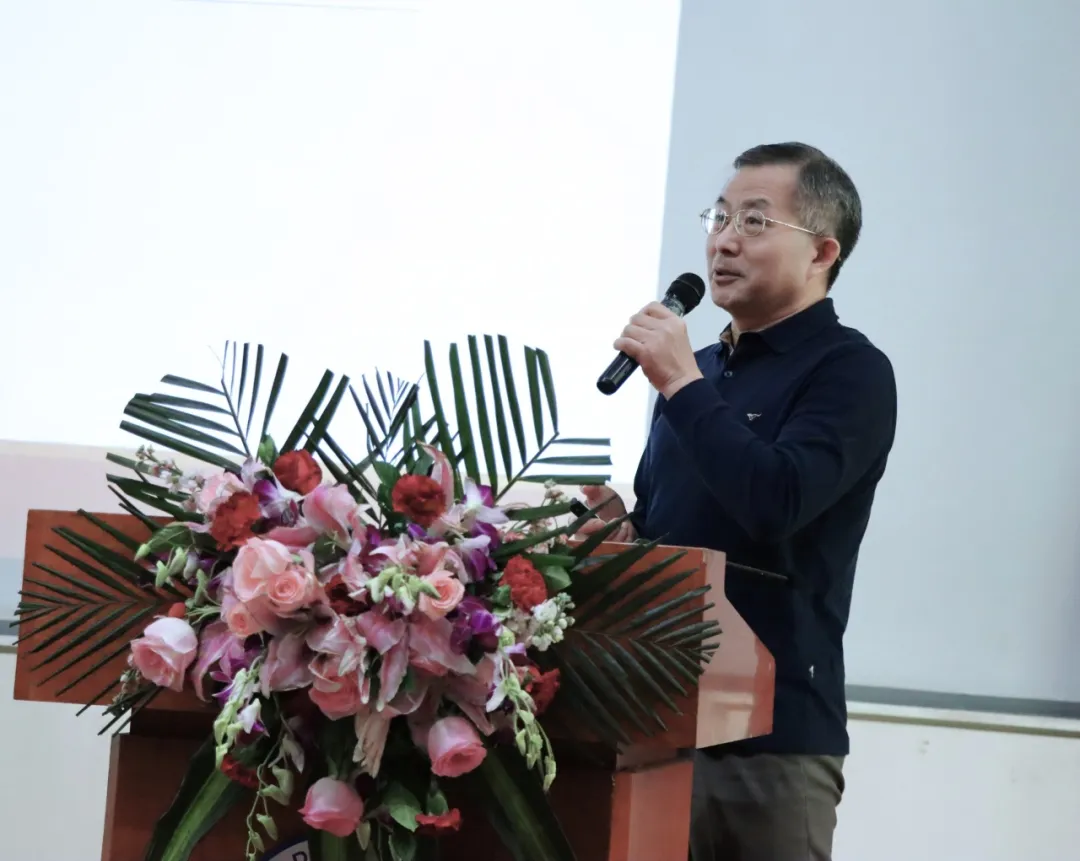 43笔趣阁
  孙银新教授.jpg